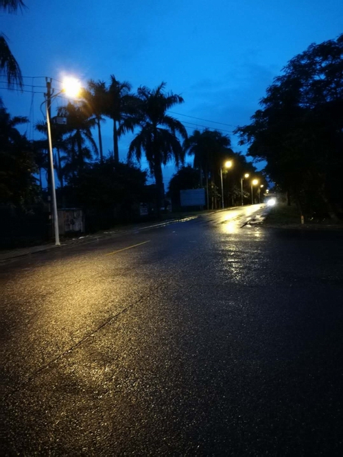 3云植路路灯恢复照明.jpg